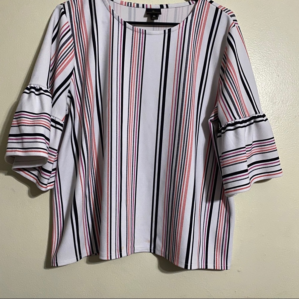 Worthington bell sleeve top